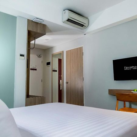 Favehotel Sidoarjo Esterno foto