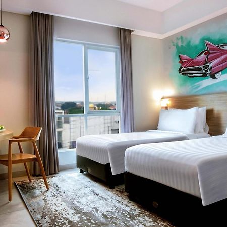 Favehotel Sidoarjo Esterno foto