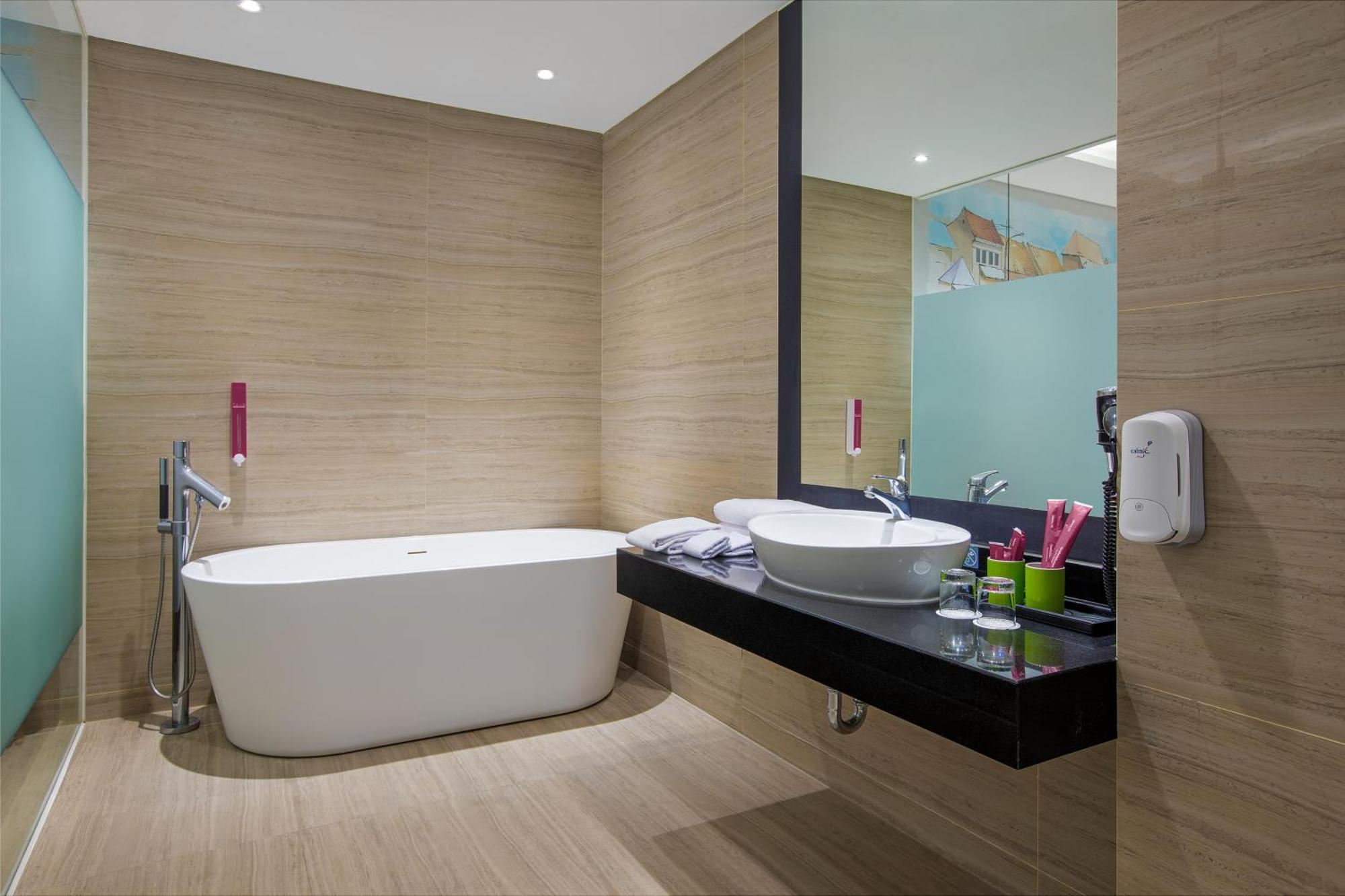 Favehotel Sidoarjo Esterno foto