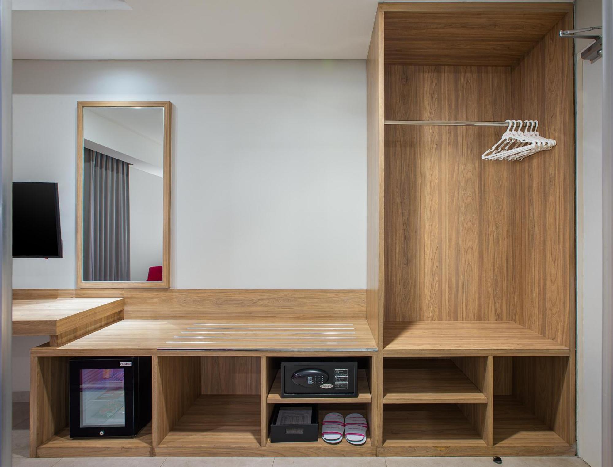 Favehotel Sidoarjo Esterno foto