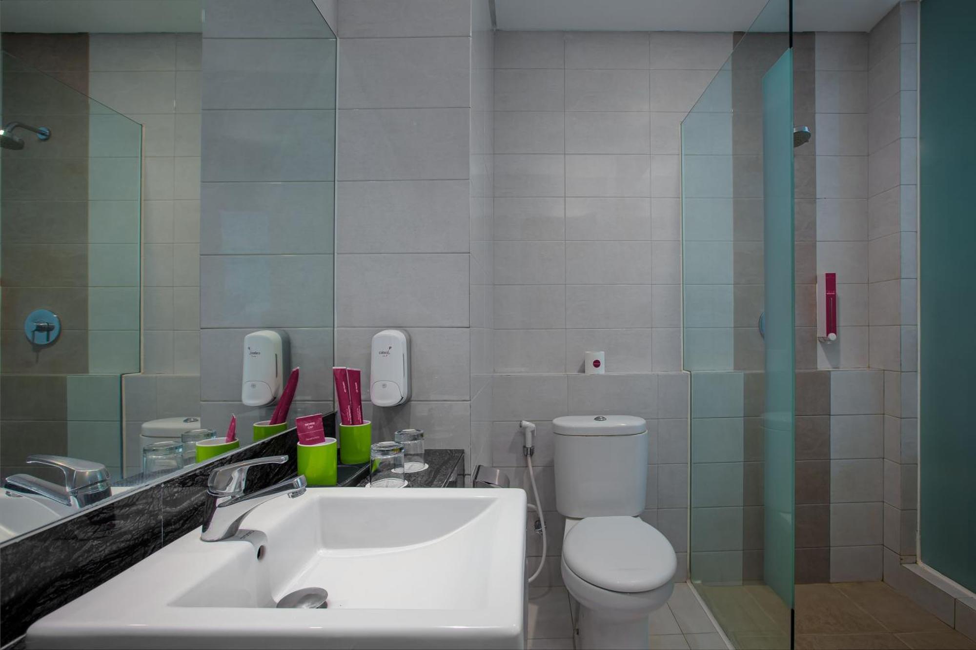 Favehotel Sidoarjo Esterno foto