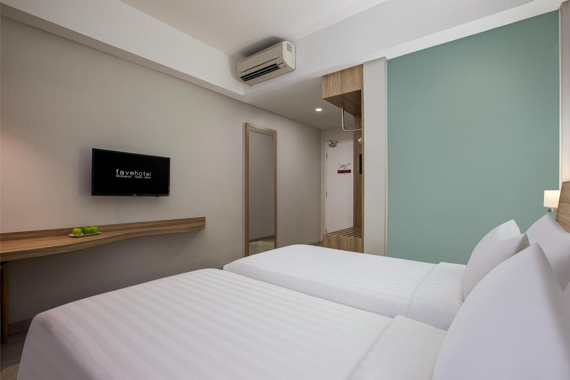 Favehotel Sidoarjo Esterno foto
